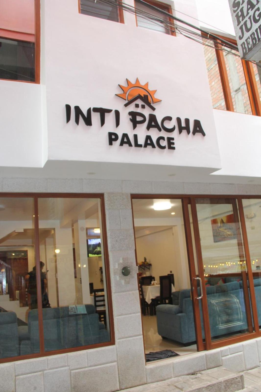 Eco Pueblo Hotel