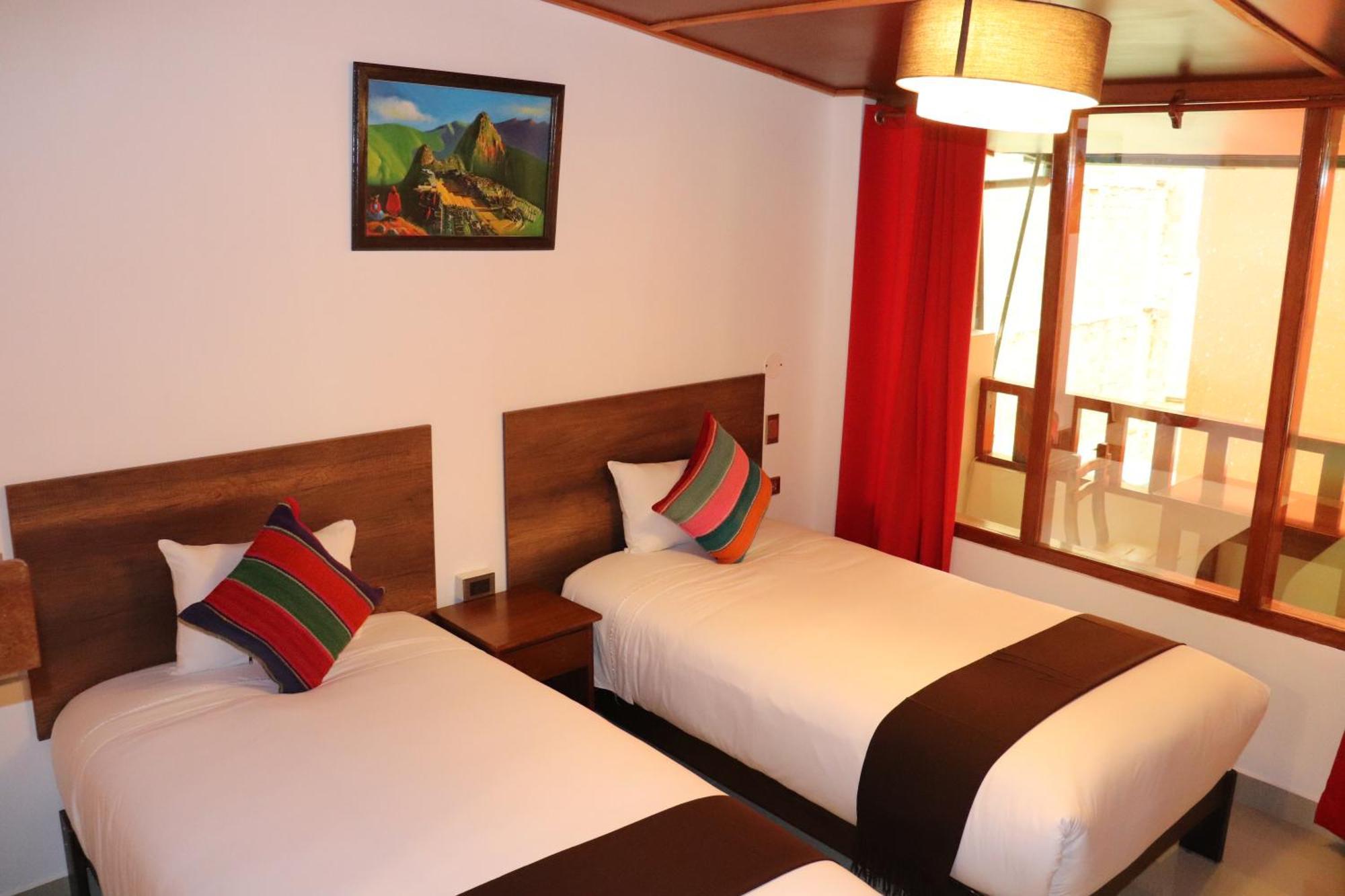 Eco Pueblo 3*